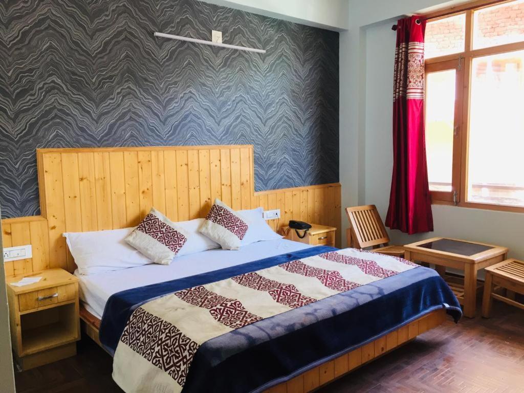 Hotel Corner Retreat Manali  Exterior photo